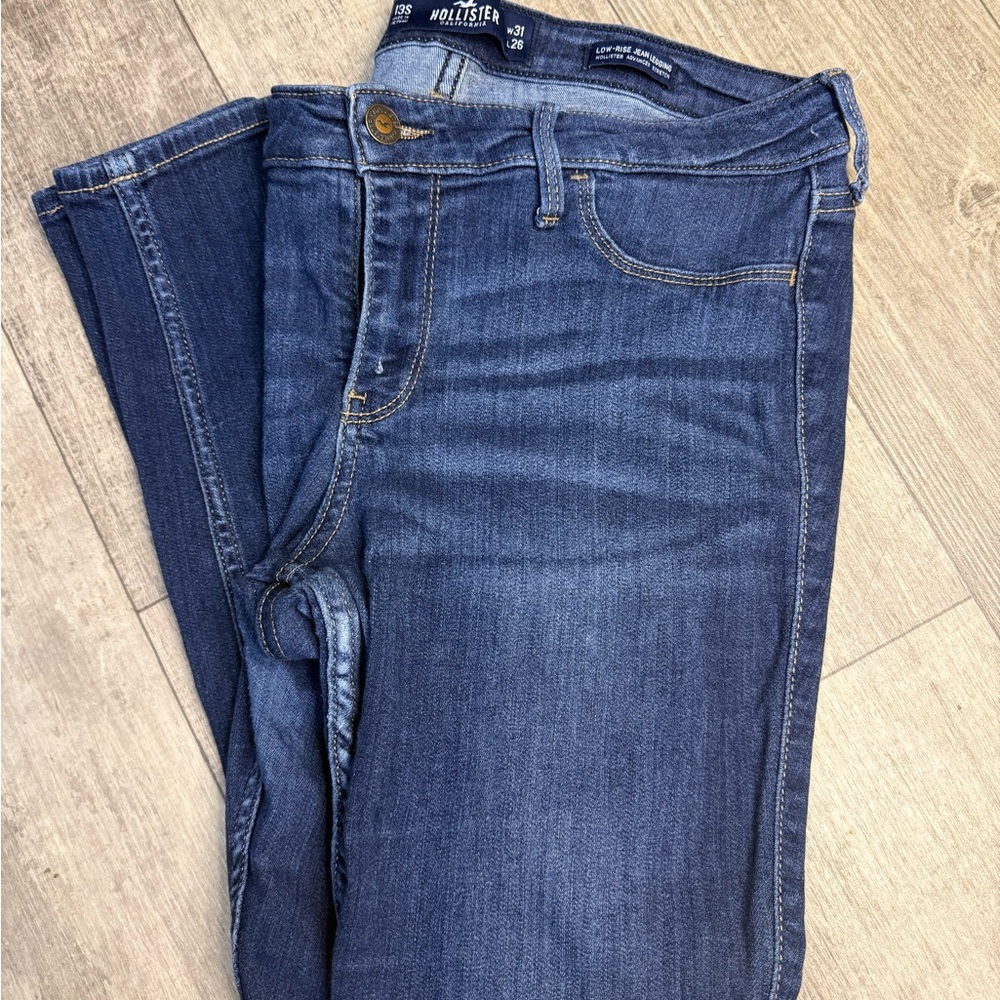 Hollister Women's Dark Blue Skinny Jeans